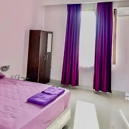 Tiara Guest House Samarinda RedPartner-3
